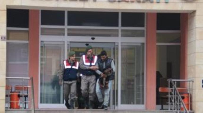 Motosiklet Hırsızı &Ccedil;an&rsquo;da Yakalandı