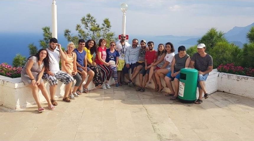 &Ouml;zel &Ccedil;ocuklara Yaza Veda Pikniği