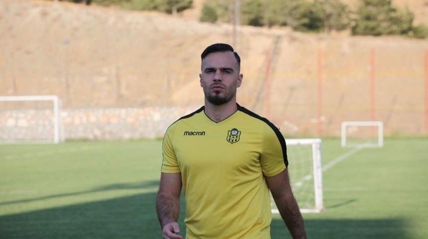 Evkur Yeni Malatyaspor&rsquo;da Futbolcular Beşiktaş&rsquo;tan &Ccedil;ekinmiyor