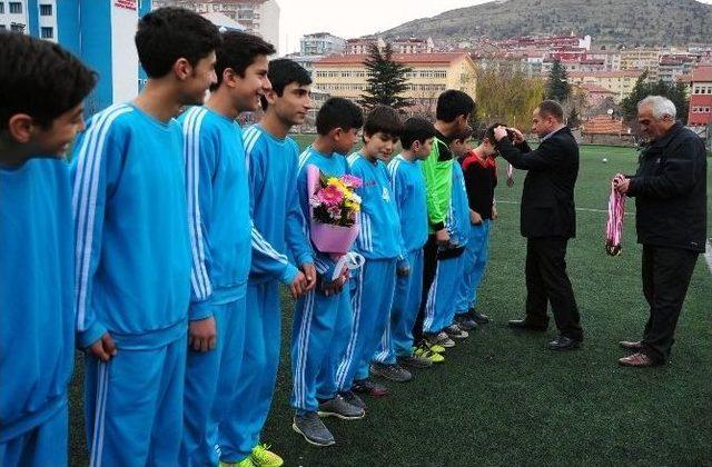 Bozokspor U14 Kupasını Aldı