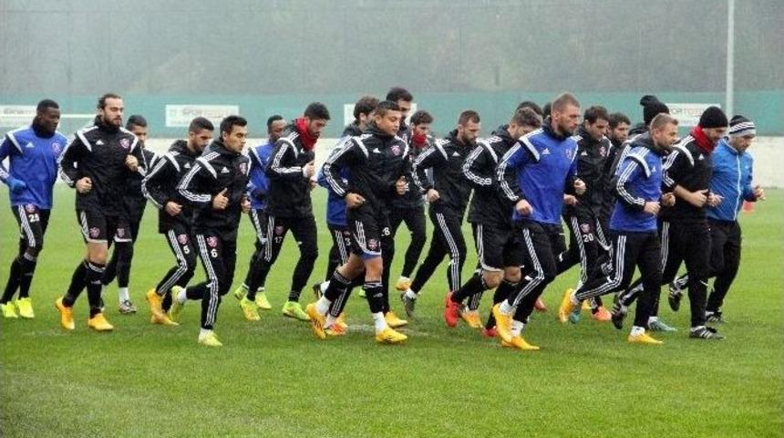 Karab&uuml;kspor&rsquo;da Bursa Hırsı