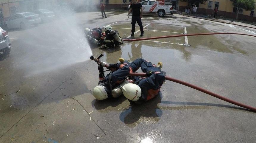 Gönüllülere Yangın Eğitimi Verildi