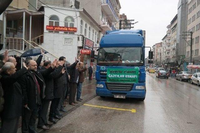 Gazcılar Esnafı Suriye İçin Tek Yürek