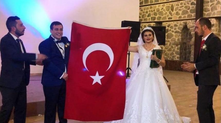 Mhp Merkez İl&ccedil;e Başkanı &Ouml;zkan D&uuml;nya Evine Girdi