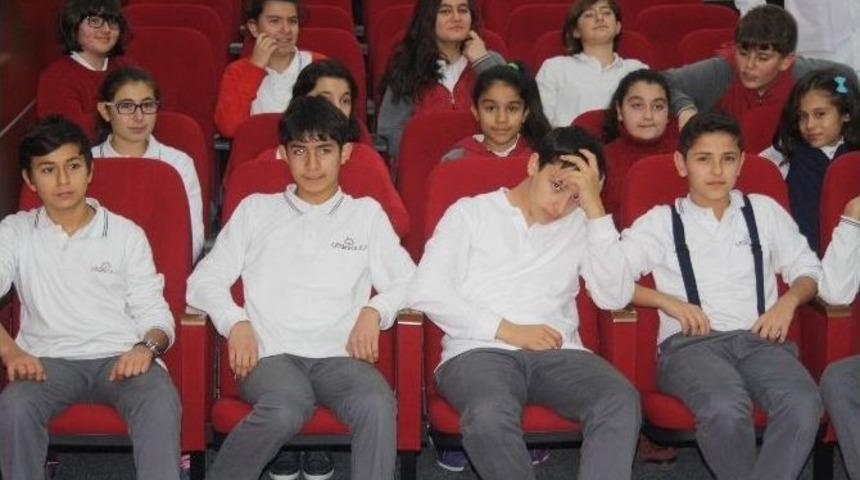 Yozgat Çözüm Koleji Öğrencilerine Meslekleri Tanıtıyor