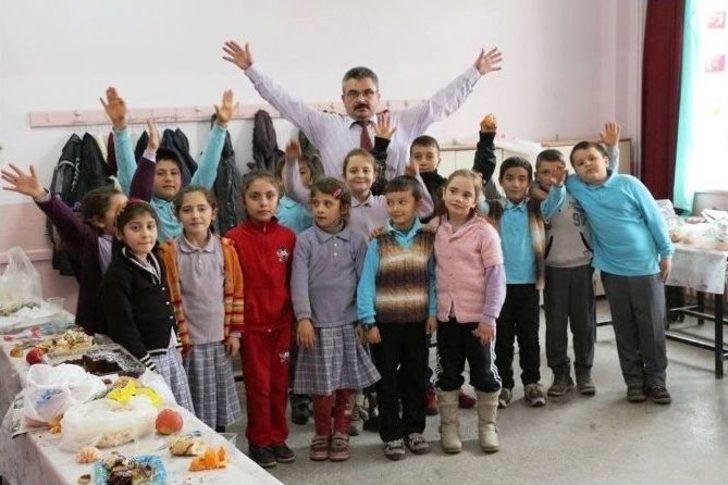 İlkokul Öğrencilerinden Lise Öğrencilerine Yerli Malı Yiyecek İkramı G5