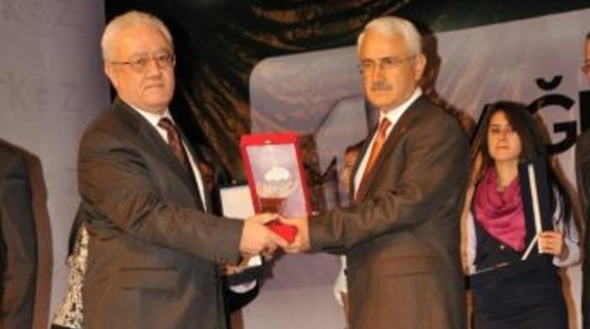 Hasan Kalyoncu &Uuml;niversitesi&rsquo;ne Yeni Bir &Ouml;d&uuml;l