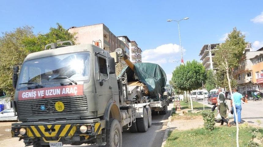İdlib Sınırına Fırtına Ob&uuml;s Sevkıyatı