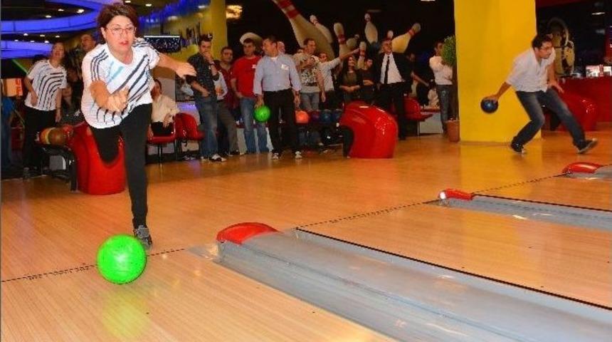Bankacılar Bowling Turnuvasında Yarıştı