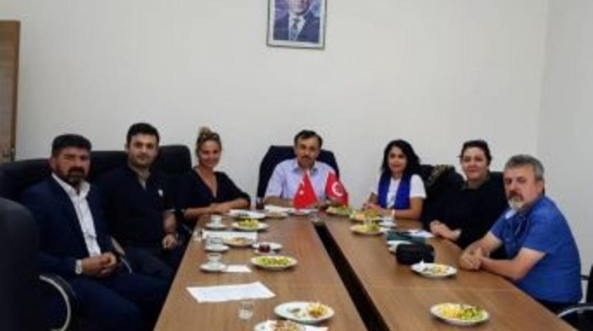 Atçılık Ve At Antrenörlüğü Bölümlerinin Bilgilendirme Toplantısı Yapıldı