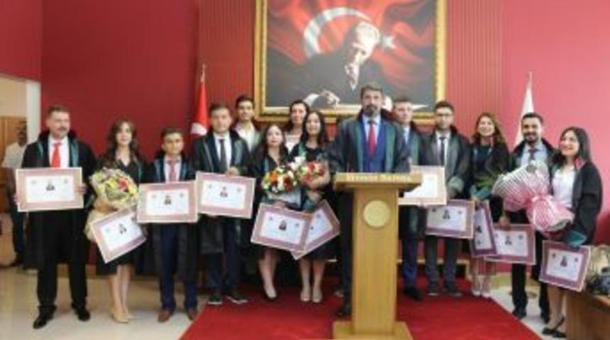 Mersin’de 14 Avukat Yemin Edip Cübbe Giydi