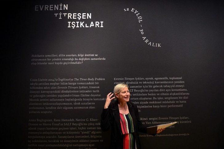 ’evrenin Titreşen Işıkları’ Salt Beyoğlu’nda Ziyarete Açıldı G2