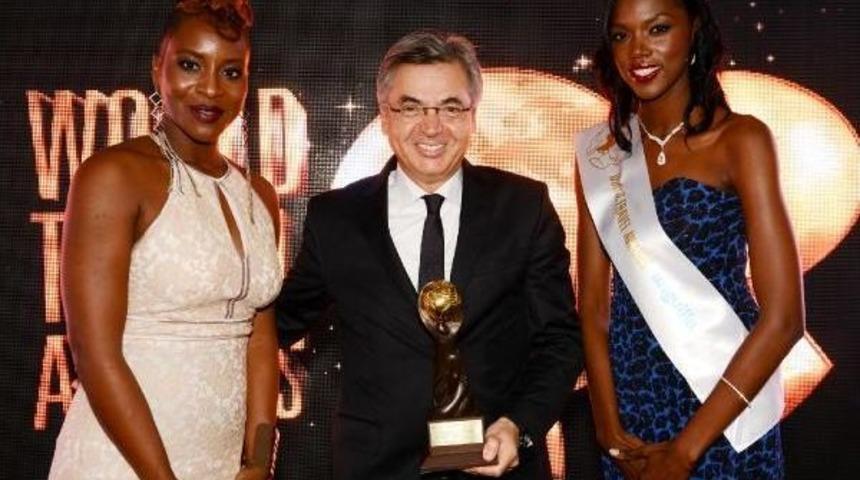 Cornelia Diamond'a 'd&uuml;nyanın En İyi Tam Donanımlı Oteli' &Ouml;d&uuml;l&uuml;