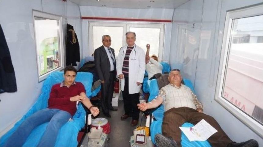 Kış Mevsimiyle Kan Bağışları Da Azaldı