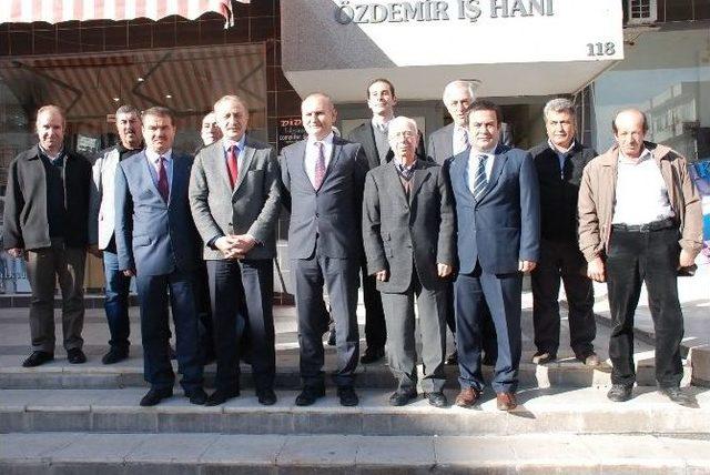 Didim&rsquo;de Tayini &Ccedil;ıkan Didim İl&ccedil;e Tarım M&uuml;d&uuml;r&uuml;ne Veda T&ouml;reni 3