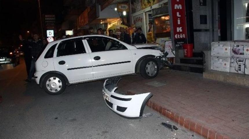 Kaza Anı G&uuml;venlik Kamerasına B&ouml;yle Yansıdı