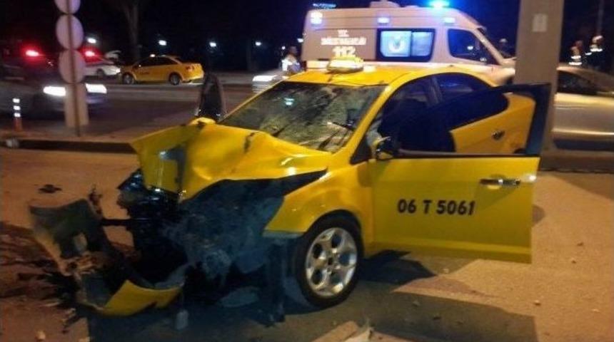 Başkent&rsquo;te Trafik Kazası: 3 Yaralı