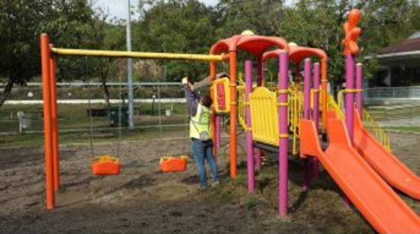 &Ccedil;ocuk Oyun Parkı Bakımdan Ge&ccedil;iyor