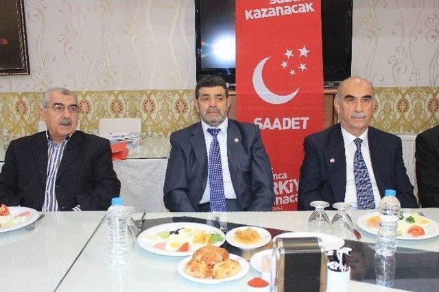 Saadet Partisi Elazığ İl Teşkilatının Yeni Yönetimi Kamuoyuna Tanıtıldı