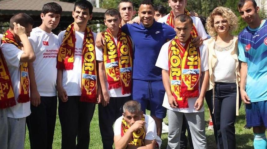 Kayserispor’dan ‘özel’ Ziyaret