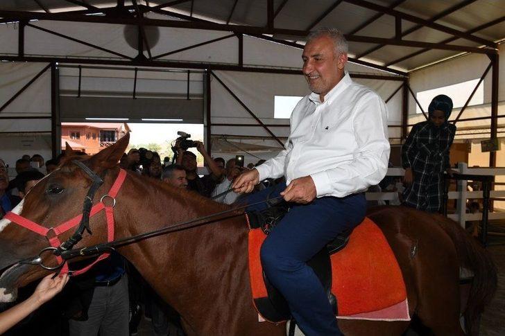 Yetim Ve Öksüz Çocuklar, Şenlikte Buluştu G4