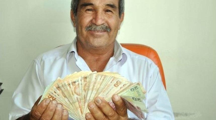 Muhtarı Dolandırılmaktan Polis Kurtardı