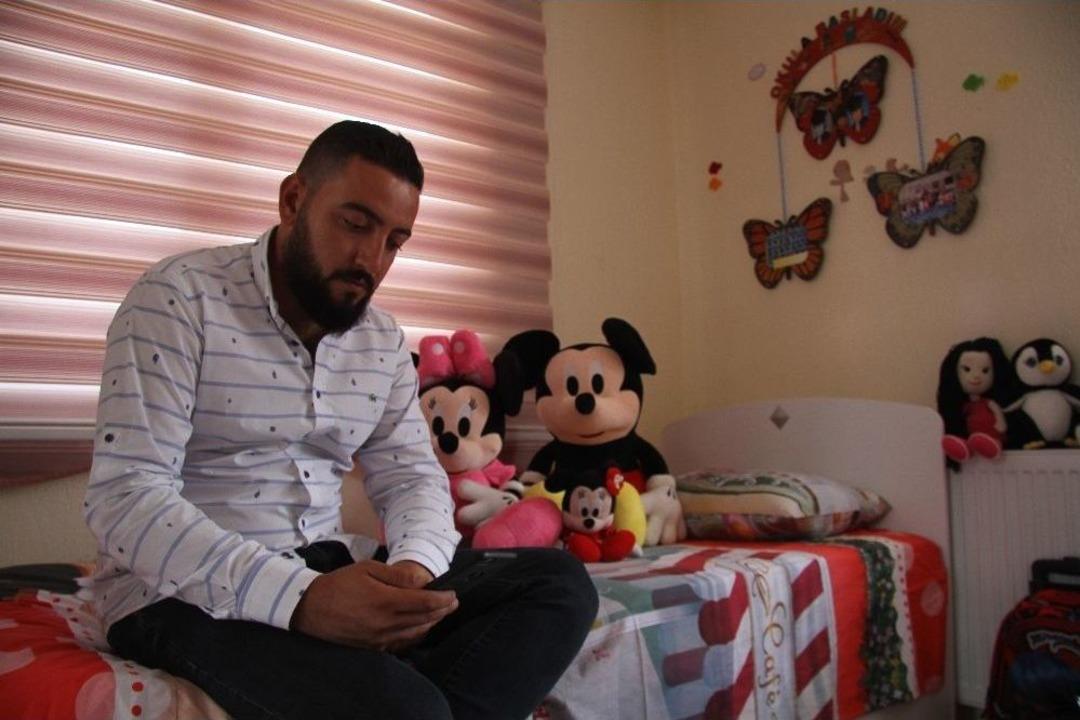 G&ouml;zyaşlarıyla Babasından Ayrılmak İstemeyen K&uuml;&ccedil;&uuml;k Kızın Odası Boş Kaldı