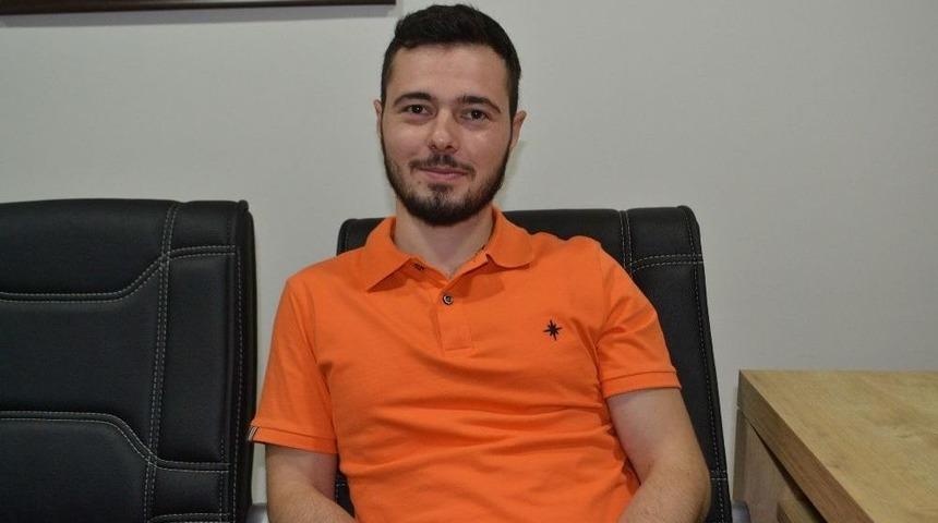 T&uuml;rkiye&rsquo;nin Konuştuğu Reklamı Yapan Genci İha Buldu