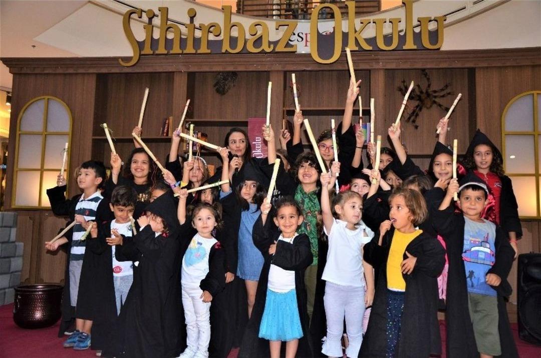 Espark&rsquo;ta &Ccedil;ocuklar &rsquo;sihirli D&uuml;nya&rsquo;da&rsquo; Buluştu
