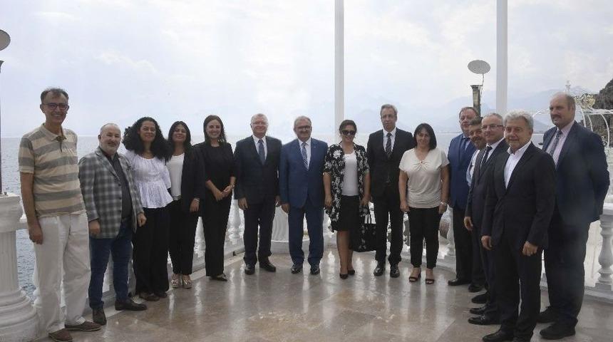 Antalya Konsoloslar Platformu Toplantısı