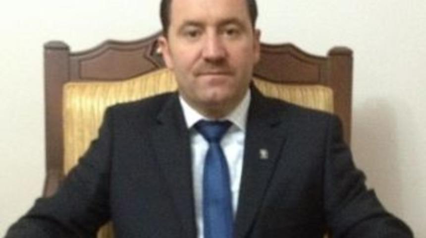 Akarsu Kul&uuml;p Başkanlığından İstifa Etti