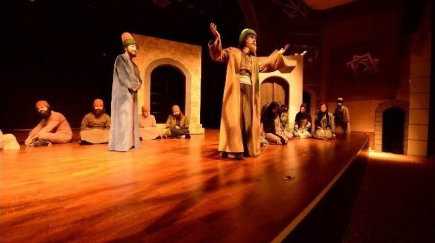 &ldquo;bir G&ouml;n&uuml;l Hikayesi&rdquo; İlk Kez Sahnelendi