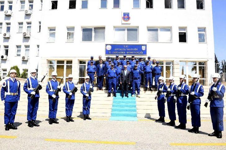 Vali Karaloğlu’ndan Yeni Atanan Üst Düzey Adalet Ve Güvenlik Amirlerine Ziyaret G3