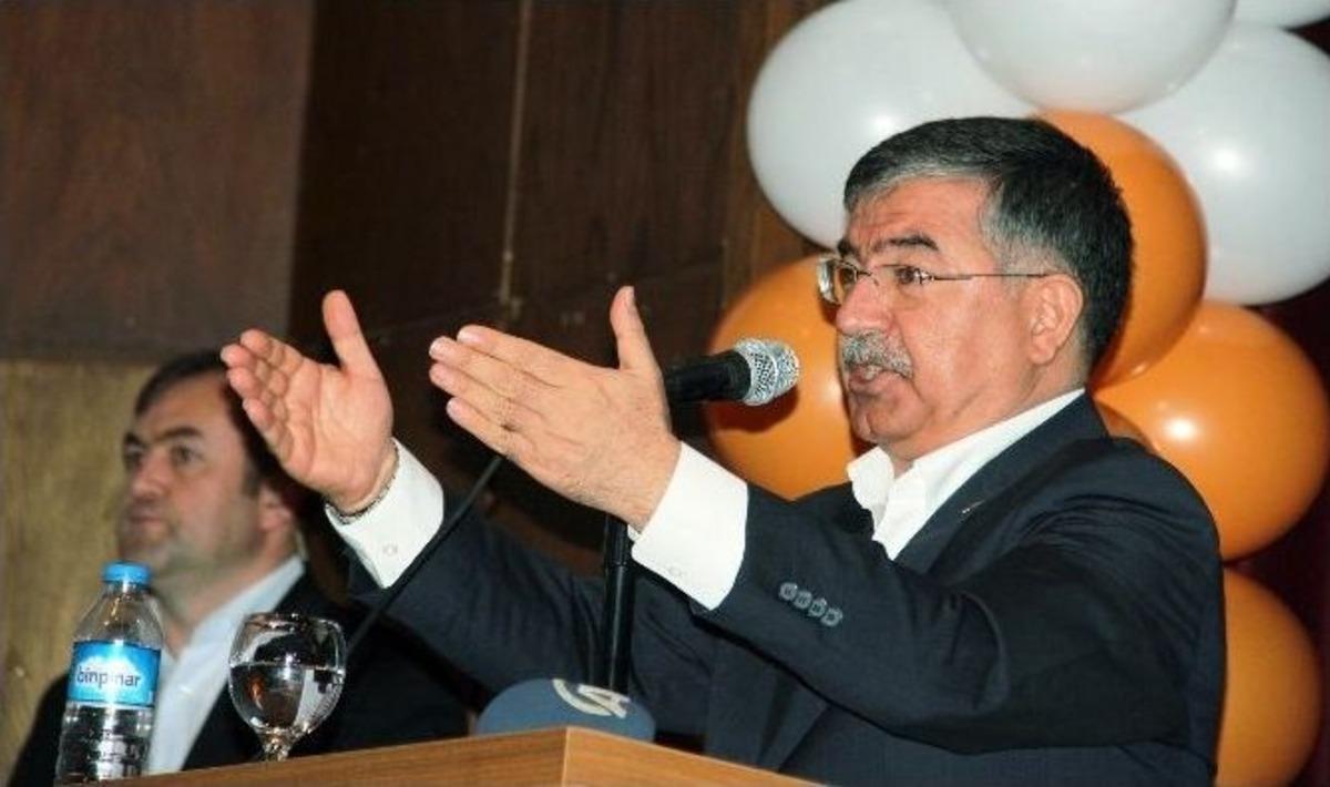 Milli Savunma Bakanı Yılmaz Iğdır&rsquo;da