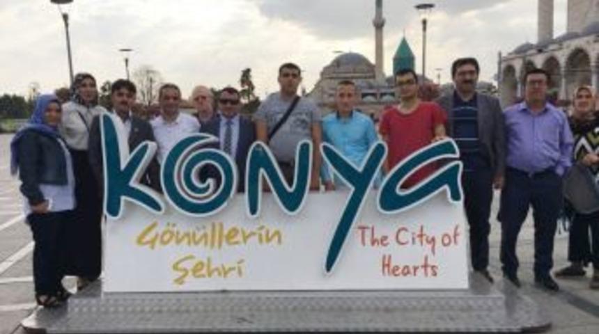 &Ccedil;ardak Belediyesi 15 Engelli Vatandaşı Konya&rsquo;ya Geziye G&ouml;nderdi