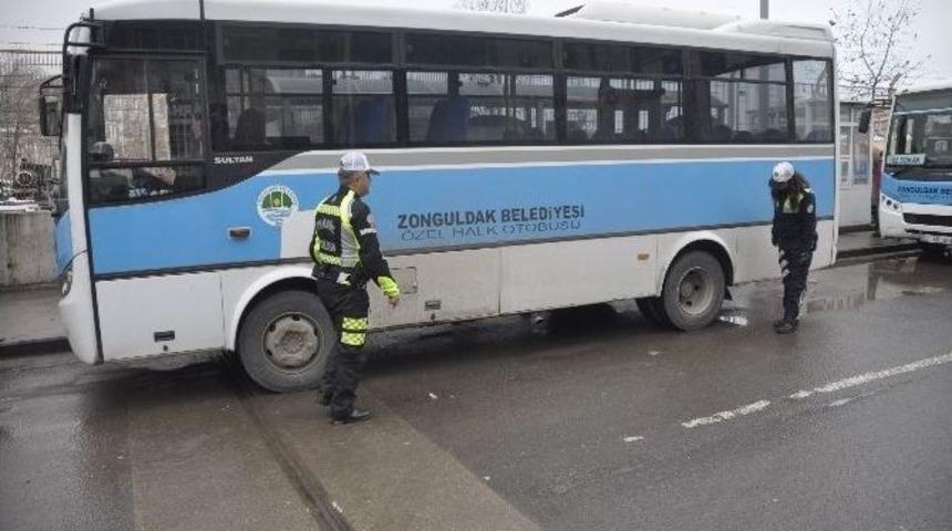 Otob&uuml;slere Kış Lastiği Uygulaması