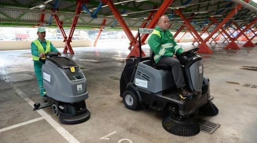 Osmangazi Belediyesi&rsquo;ne 4 Yeni Temizlik Aracı