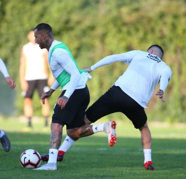 Beşiktaş, Taktik Ve Kondisyon Çalıştı G4