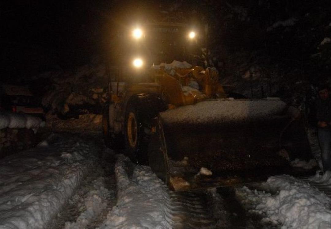 Y&uuml;ksekova&rsquo;da Hasta Kurtarma Operasyonu