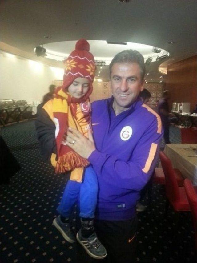 Ömer Asaf, Galatasaraylı Futbolcularla Buluştu