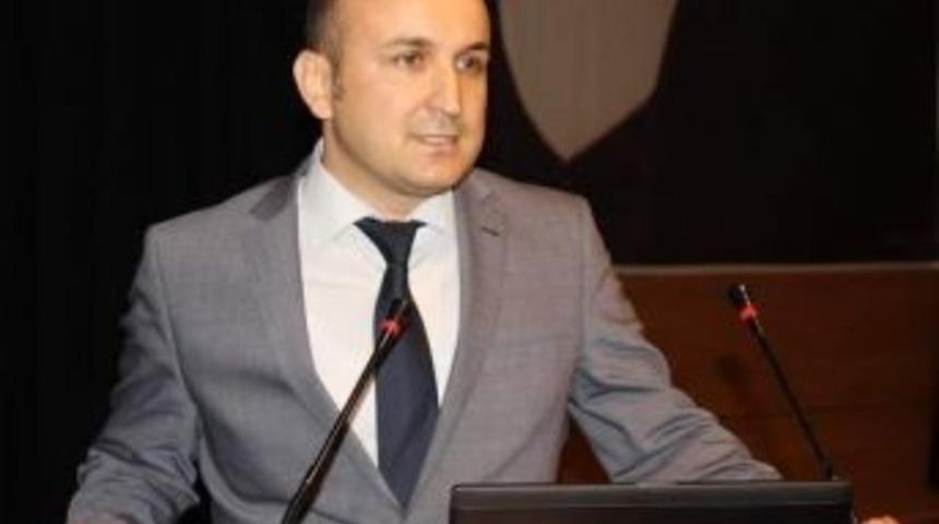 Rekt&ouml;r Orbay &Ouml;ğrencilerine Seslendi