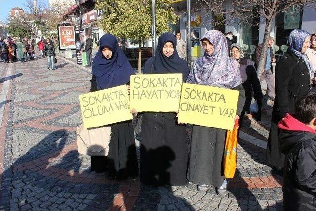 Artık O Sokakta Ölüm İstemiyorlar 1