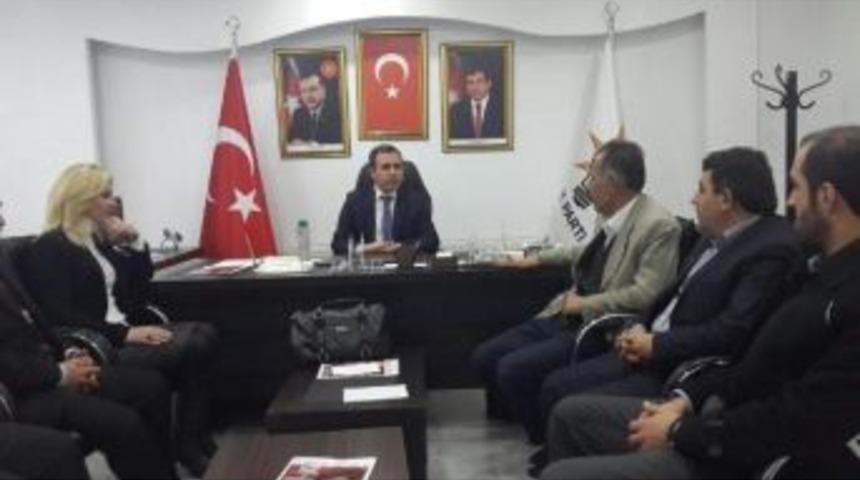İş Kadını U&ccedil;ar, Ak Parti Kahta Ve Samsat İl&ccedil;e Teşkilatını Ziyaret Etti