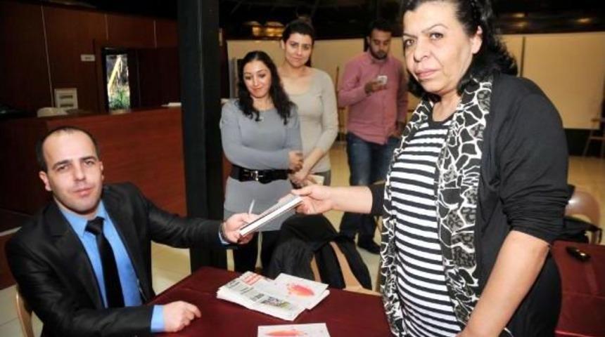 Atanamayan &Ouml;ğretmen Şiir Kitabı &Ccedil;ıkardı