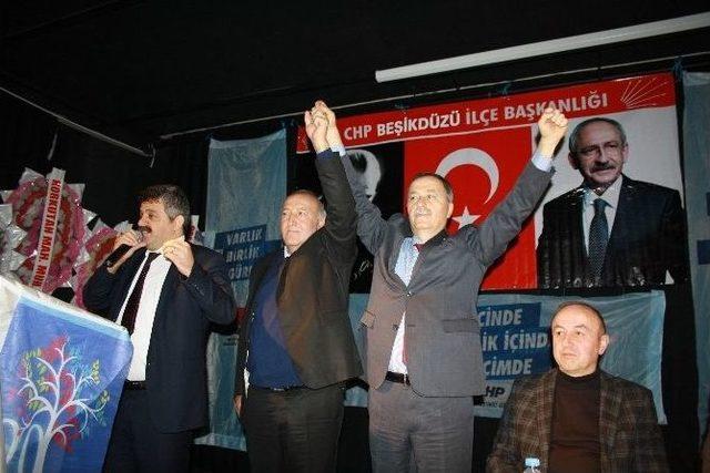 Chp’li Bekaroğlu, Beşikdüzü İlçe Kongresi’ne Katıldı