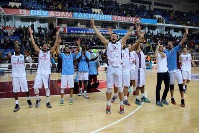 Trabzonspor Medical Park-Galatasaray Liv Hospital: 72-70