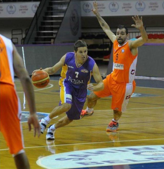 Royal Halı Gaziantep-İstanbul Büyükşehir Belediyesi: 78-49