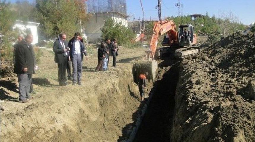 Başkan Şahiner İl&ccedil;e Halkından &Ouml;zer Diledi