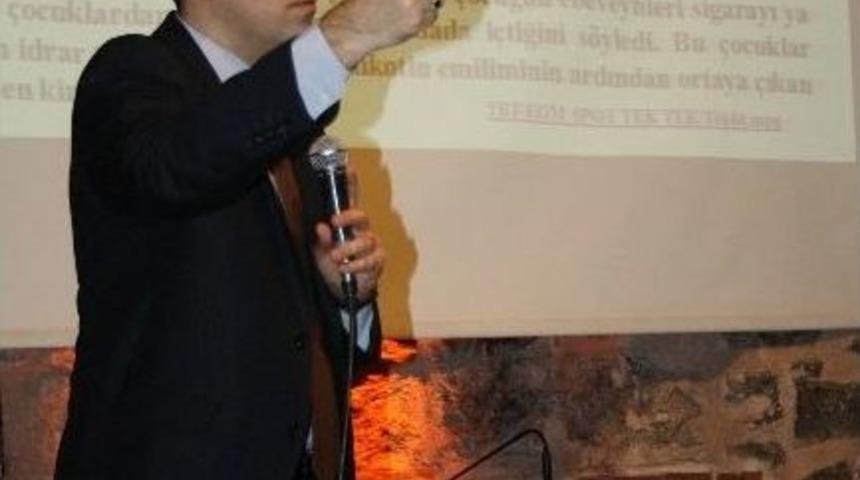 Ak Parti Osmangazi Gen&ccedil;lik Kollarından Uyuşturucuya Hayır Konferansı