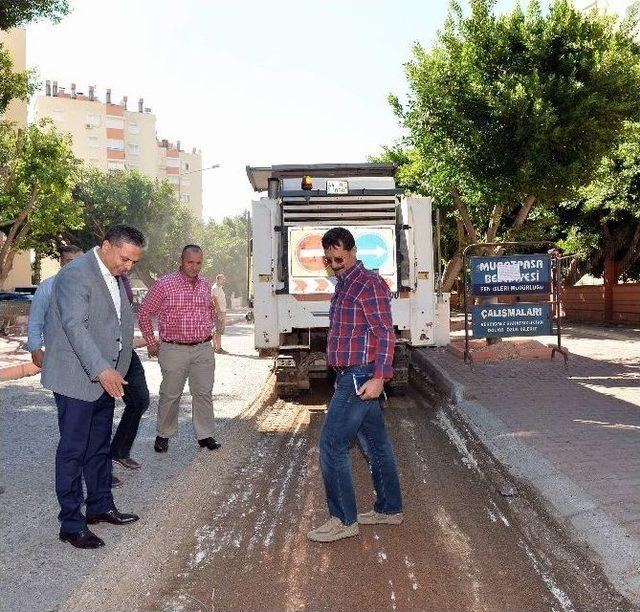 Muratpaşa Belediyesi’nden Kaldırım Ve Yol Çalışması